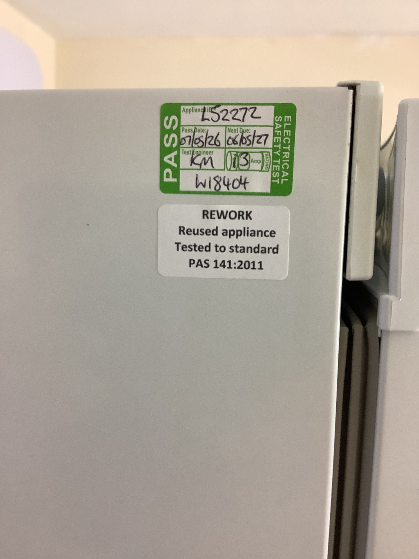 Hotpoint Fridge Freezer XUL85TZ1WOJH L52272