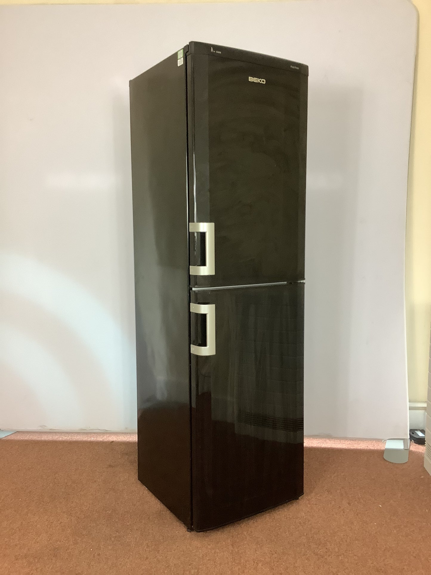 Beko Fridge Freezer CXF5104B L52187