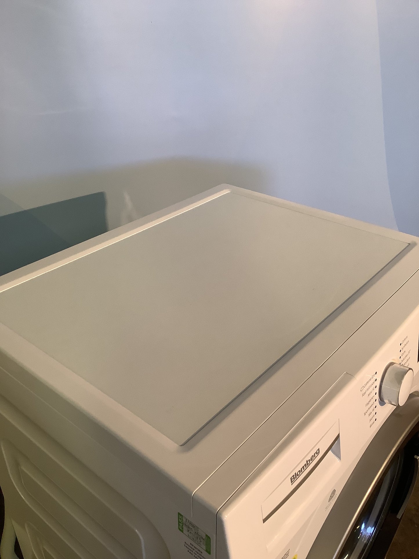 Blomberg 7kg Washing Machine LWF27441W L48803