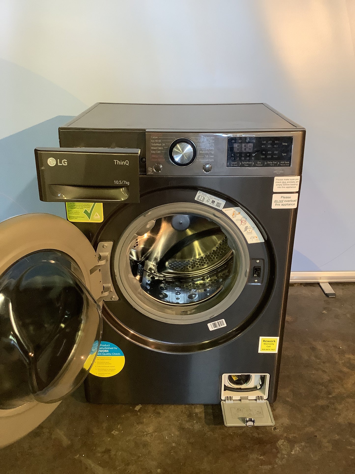 LG 10.5kg/7kg Washer Dryer FWV917BTSE ( WiFi Enabled ) L48724