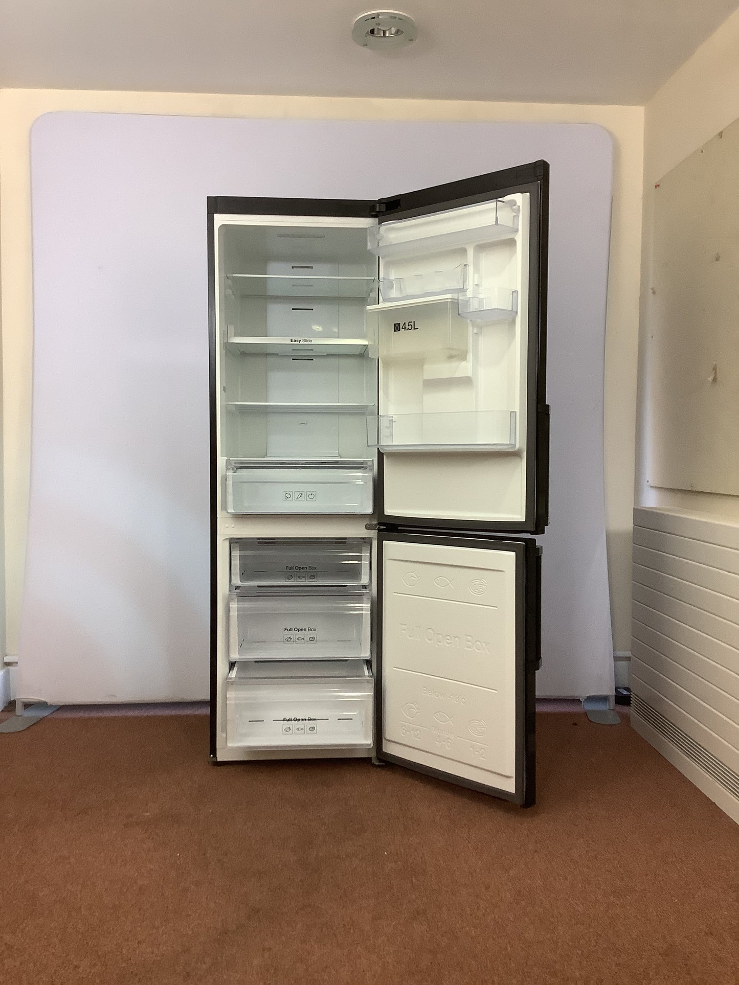 Samsung Fridge Freezer RB31FDJNDBC L49754