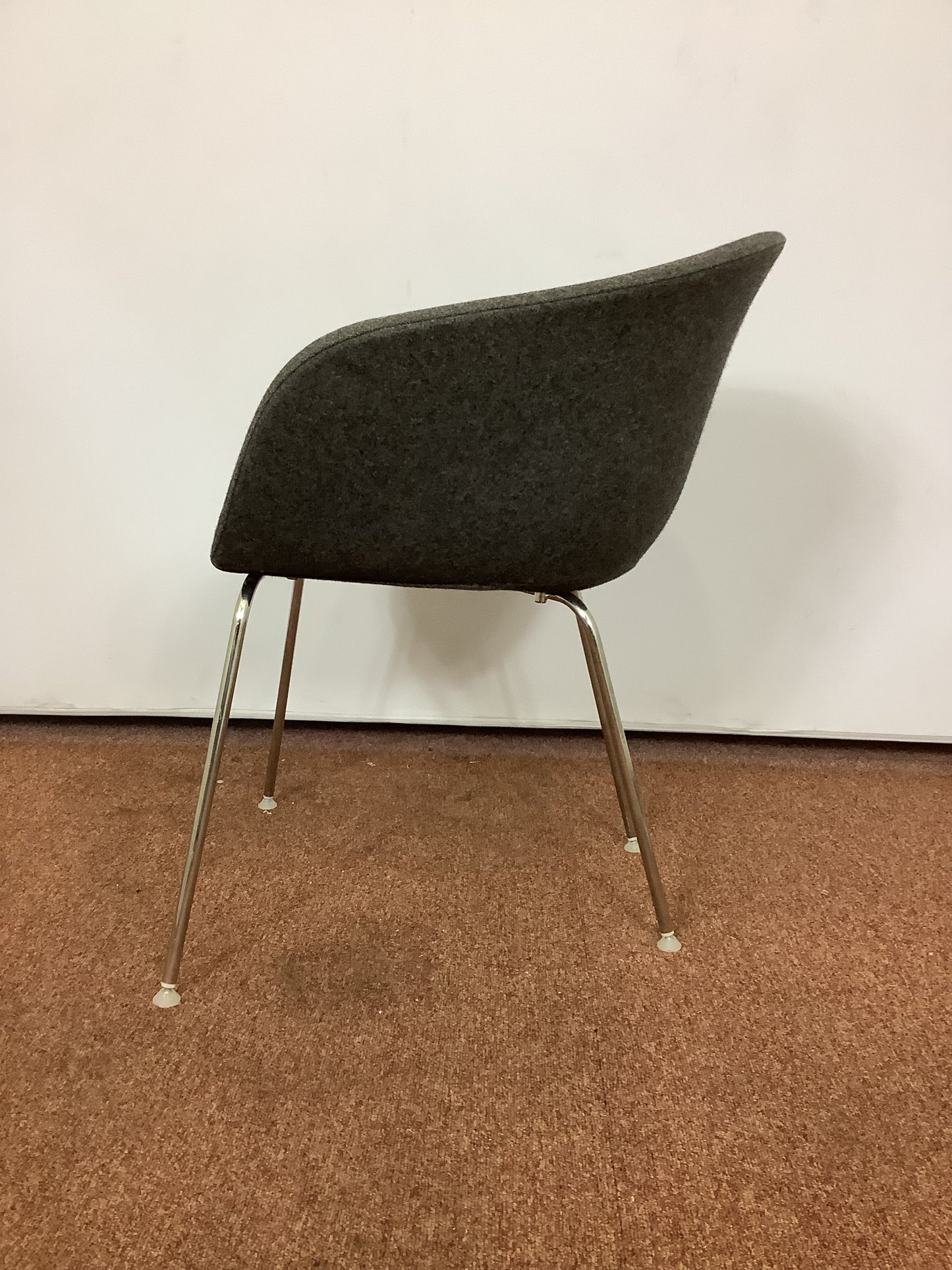2 x ARPER Duna 02 Pot Chairs, Dark Grey F26971