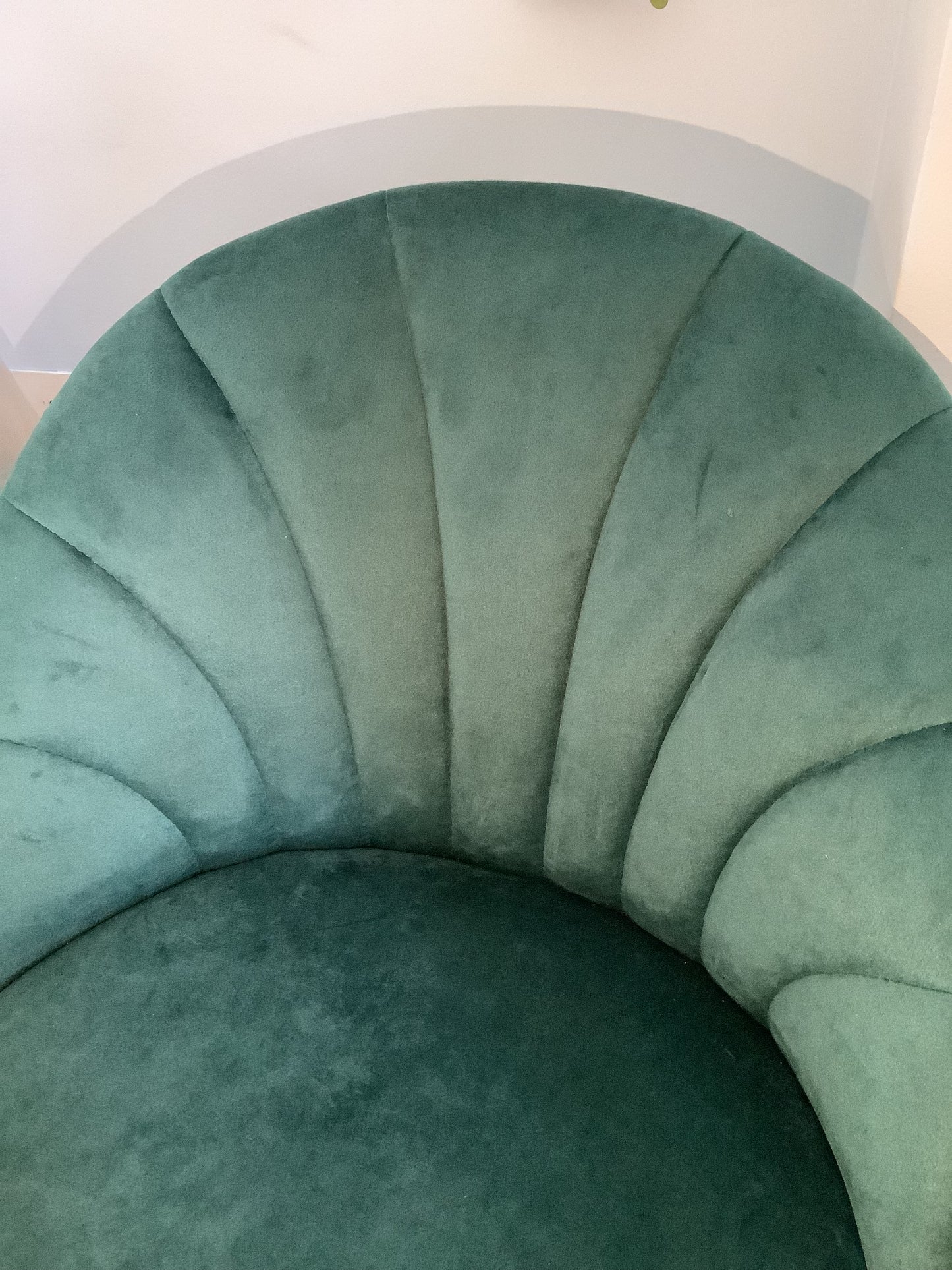 2 x Sylvia Carver Green Velvet Dining Chair F25997 A