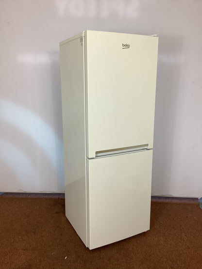 Beko Fridge Freezer 60/40 CXFG3552W L52531