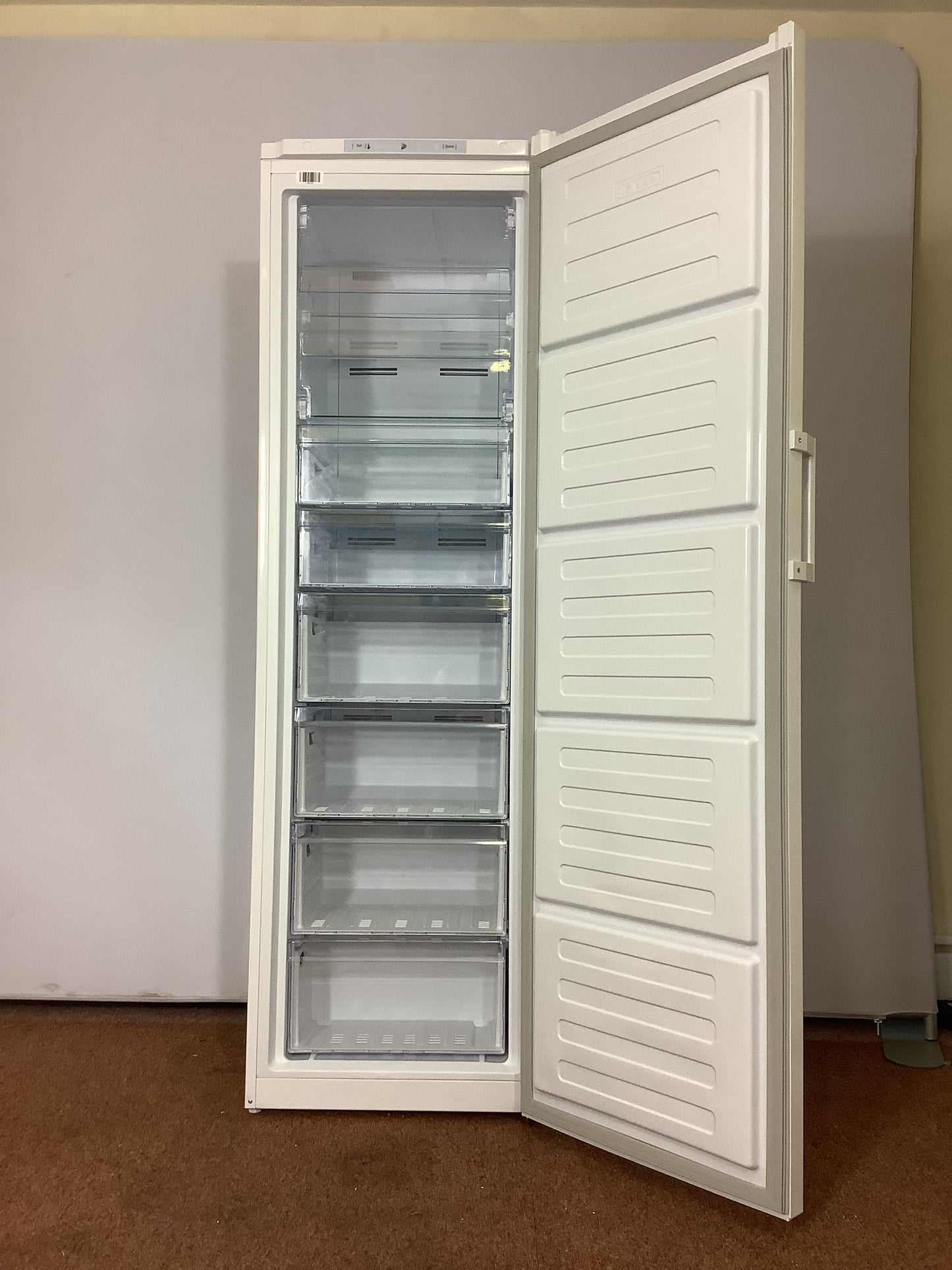 Beko Freestanding Freezer FFP3579W L50438