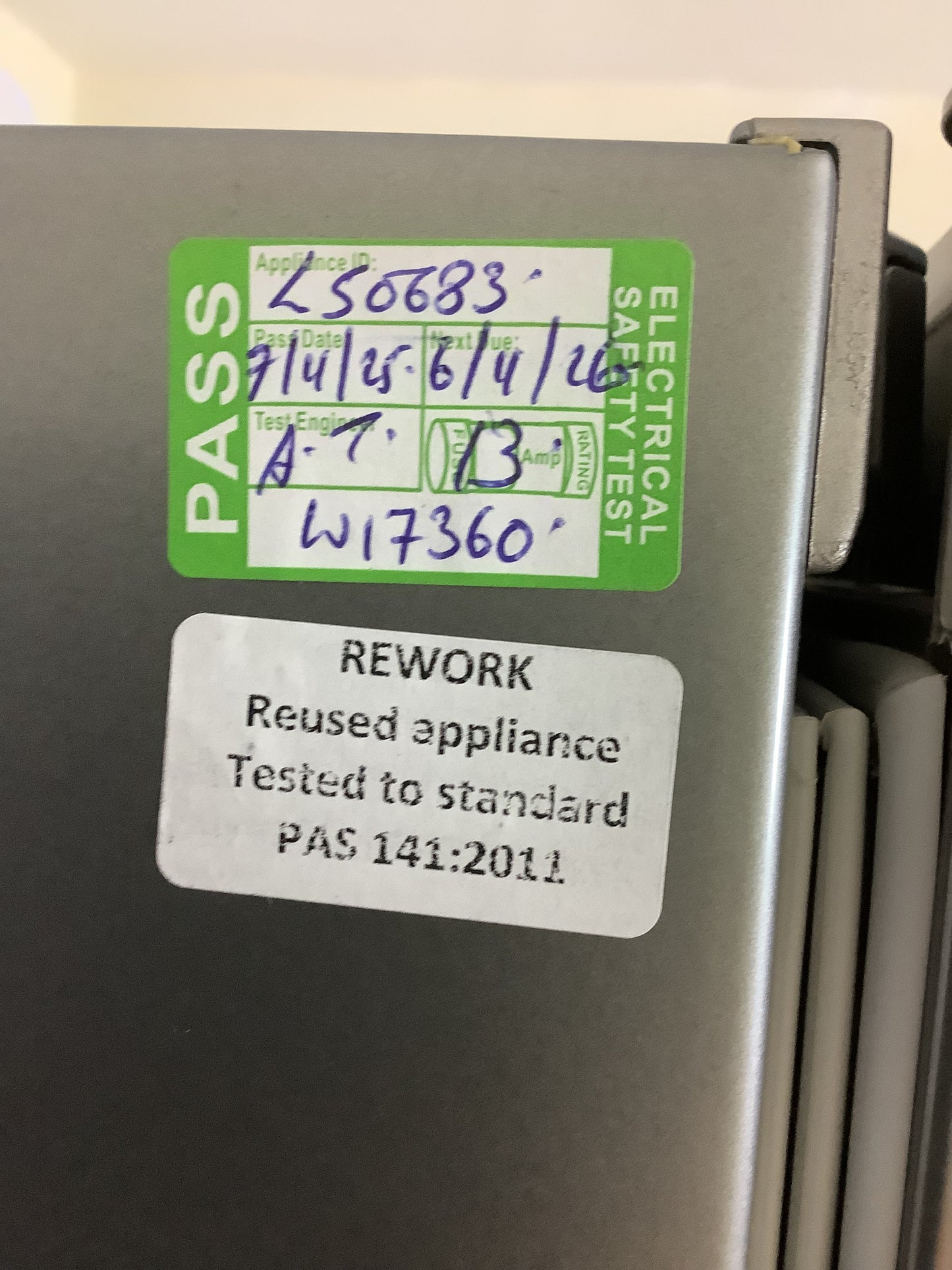 Grundig Fridge Freezer GKNG1682DN L50683