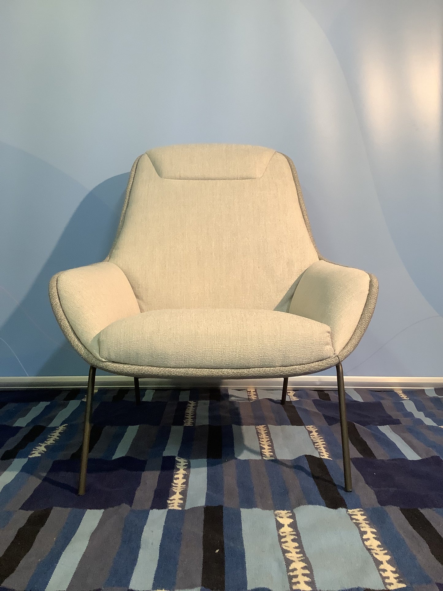 Cocktail / Lounge Chair, Grey F26035