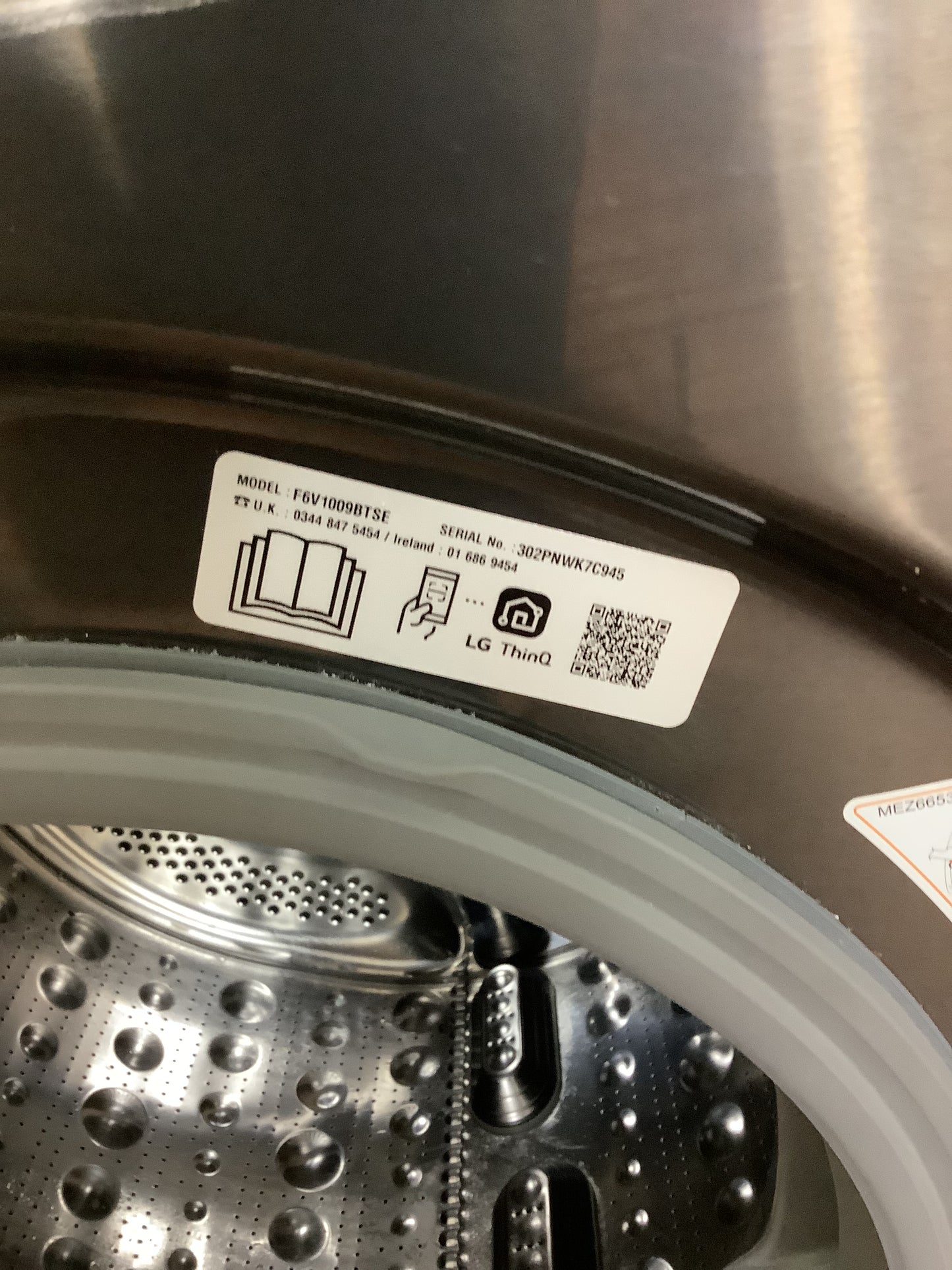 LG 9kg Washing Machine, Wi-Fi Enabled with ThinQ F6V1009BTSE L52568