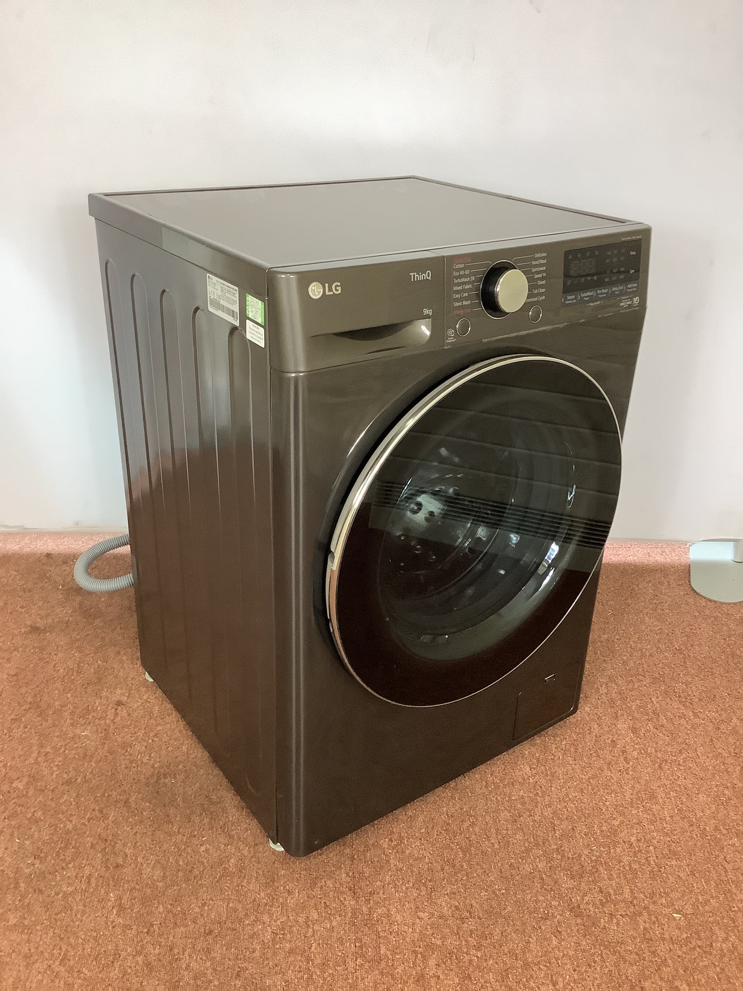 LG 9kg Washing Machine, Wi-Fi Enabled with ThinQ F6V1009BTSE L52568