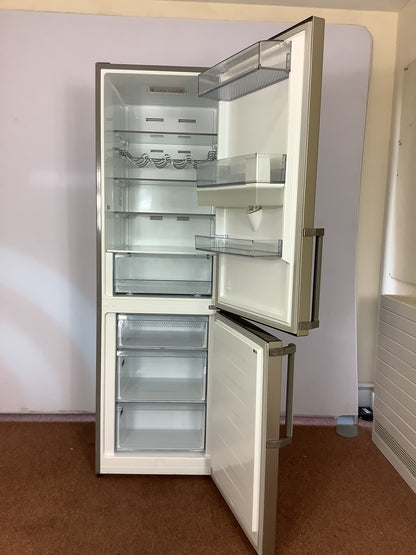 Kenwood Fridge Freezer KNFD60X17 L52354