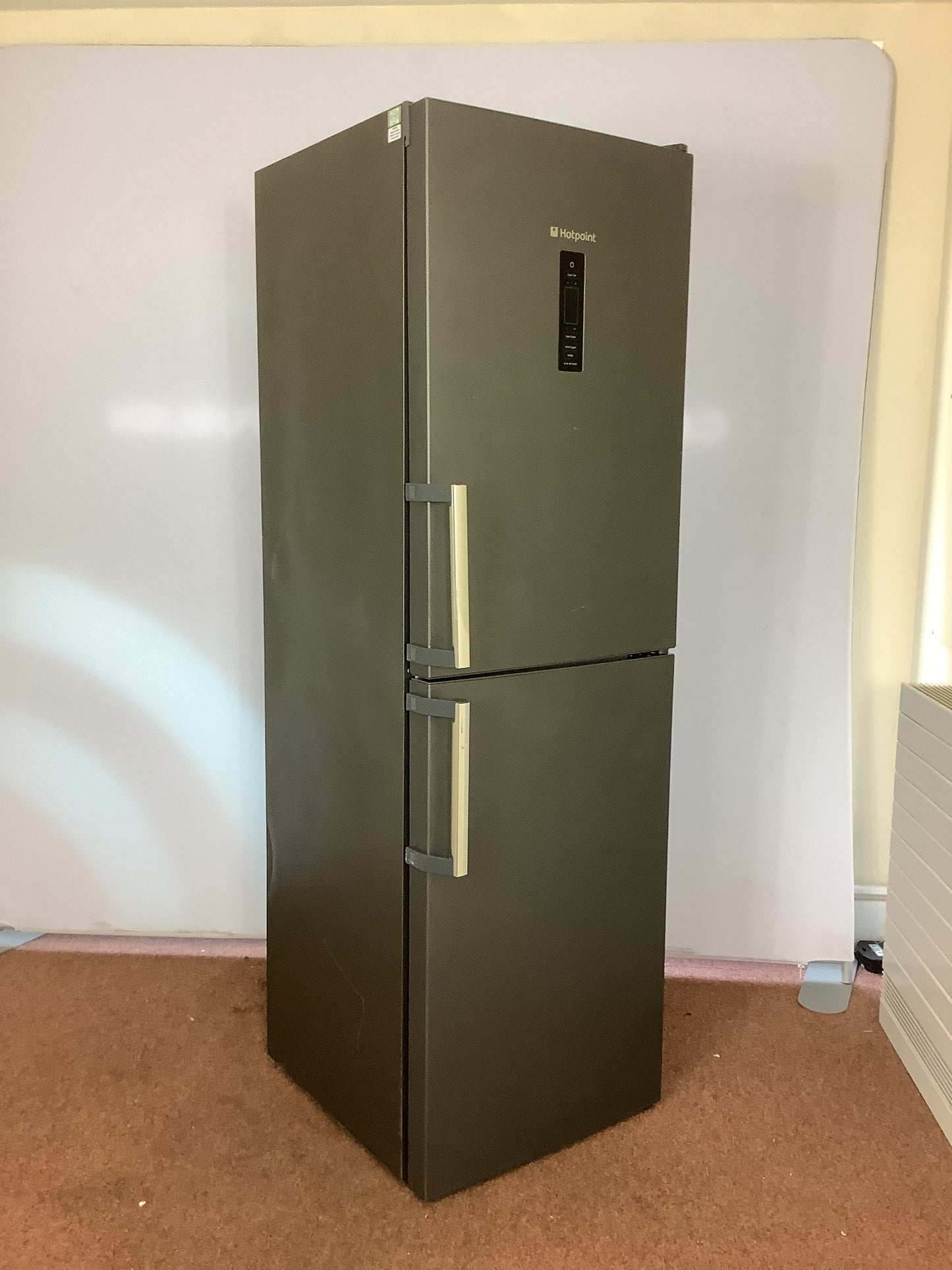 Hotpoint Fridge Freezer SMP85 L52412