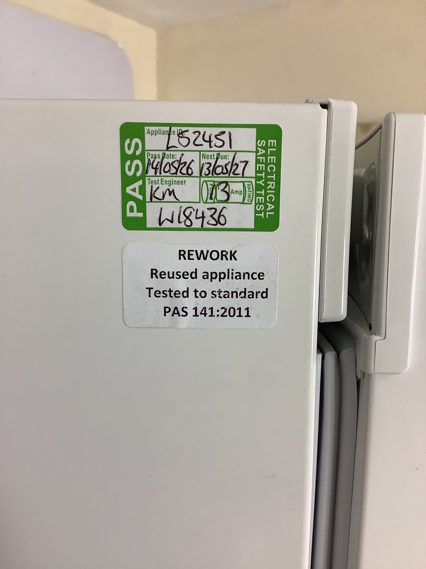 Hotpoint Fridge Freezer H3T811IW1 L52451