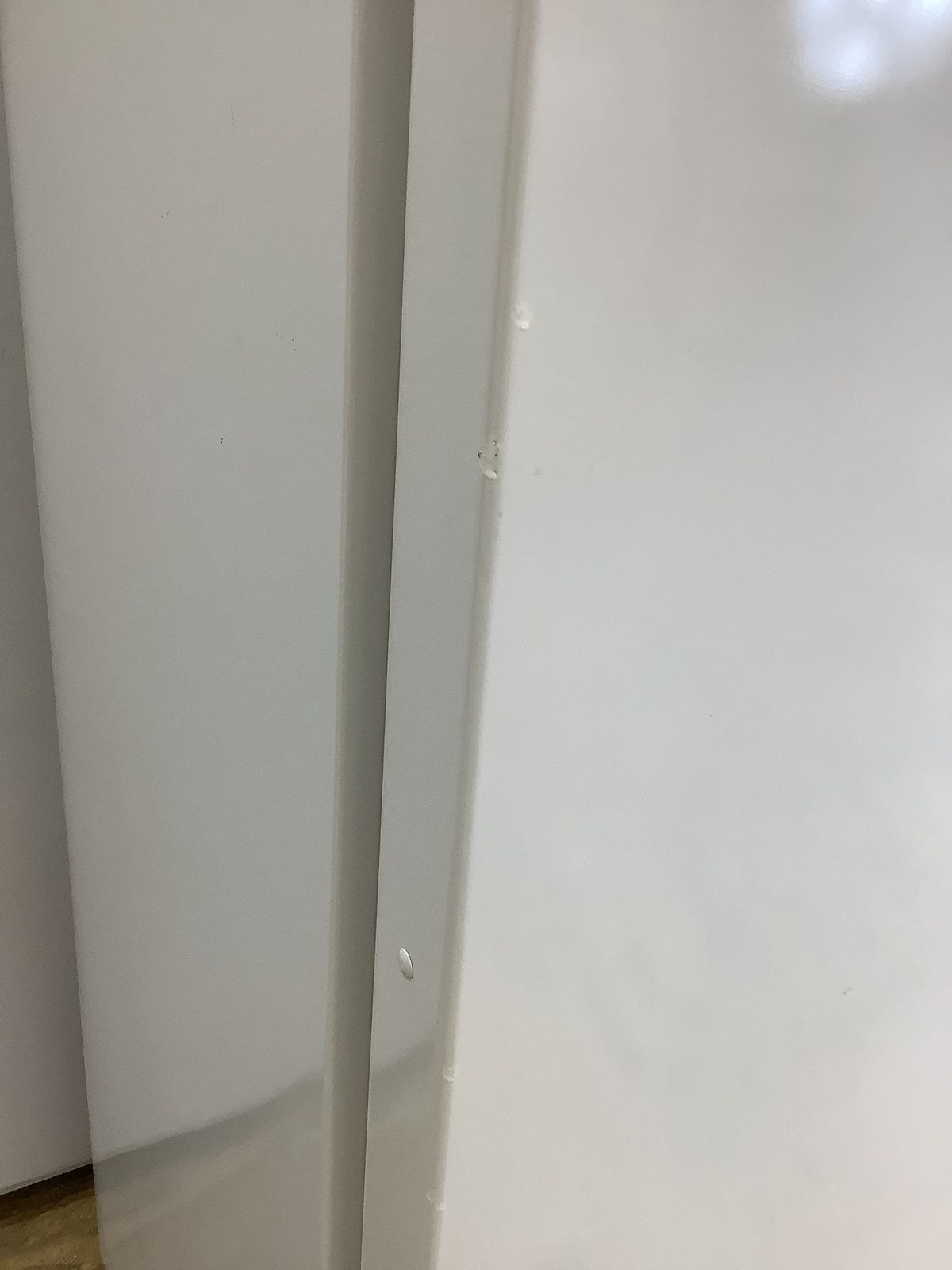Samsung 270L Freestanding Freezer RZ28H6100WW L53158