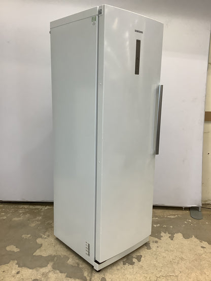 Samsung 270L Freestanding Freezer RZ28H6100WW L53158