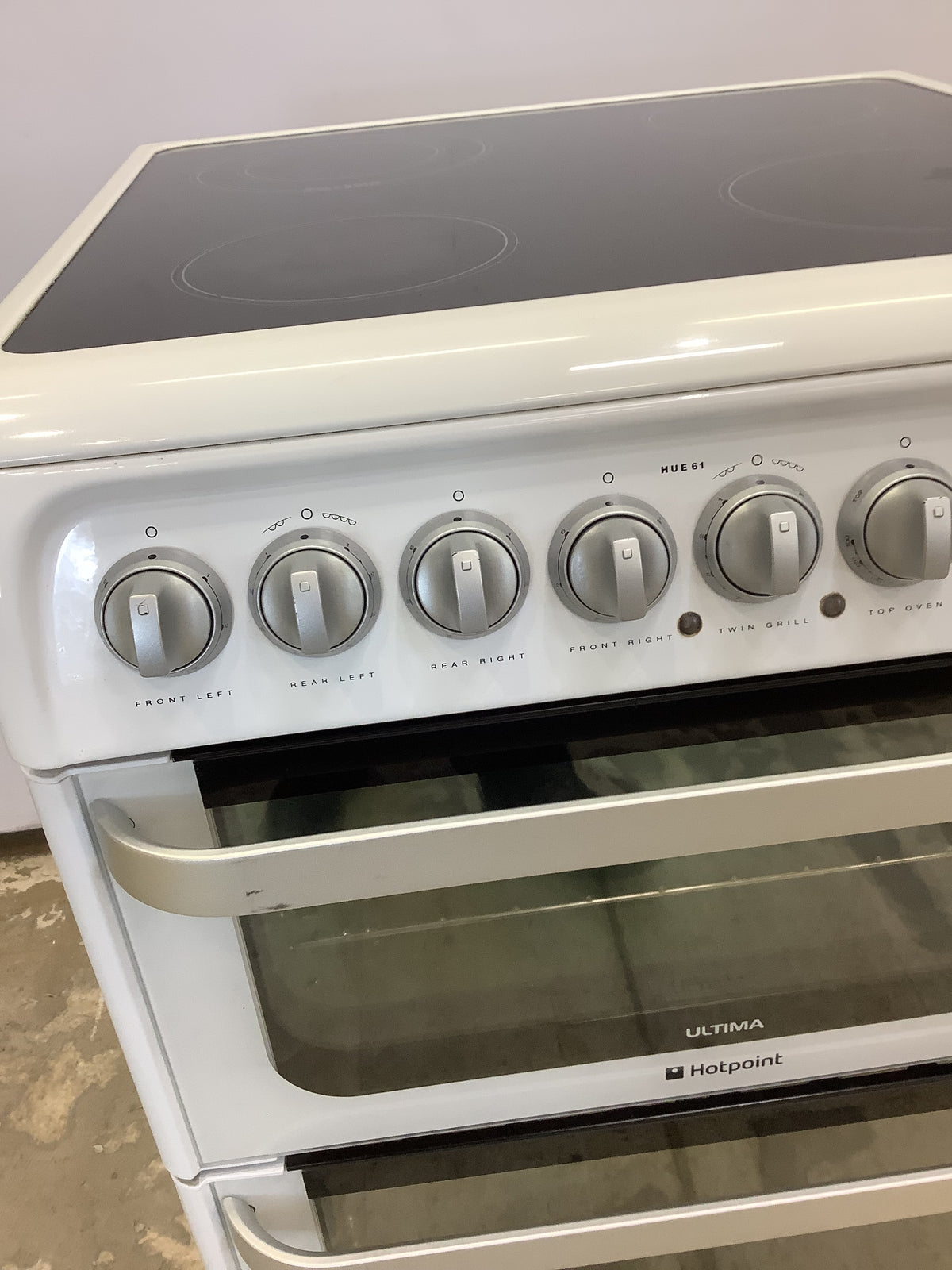 Hotpoint 60cm Double Oven & Grill Electric CookerHUE61PS. L53929