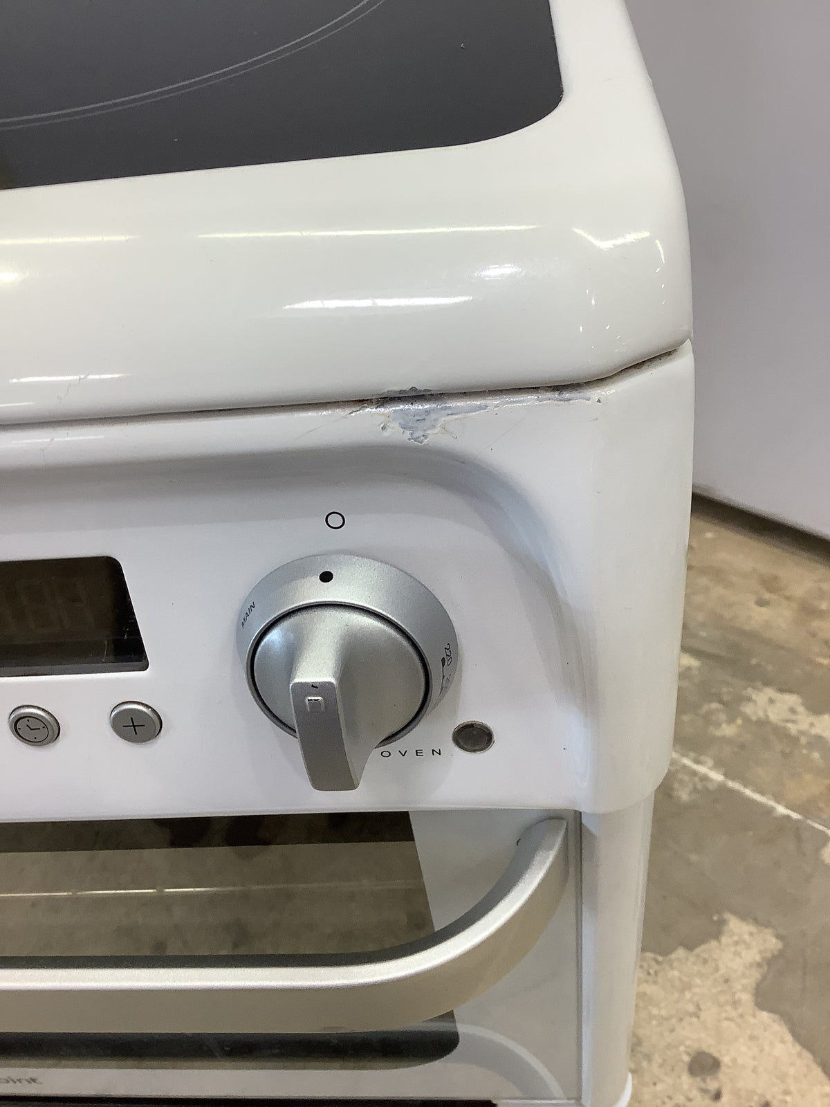 Hotpoint 60cm Double Oven & Grill Electric CookerHUE61PS. L53929