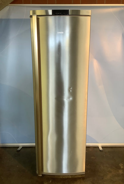 AEG Freestanding Fridge S74010XO L48670