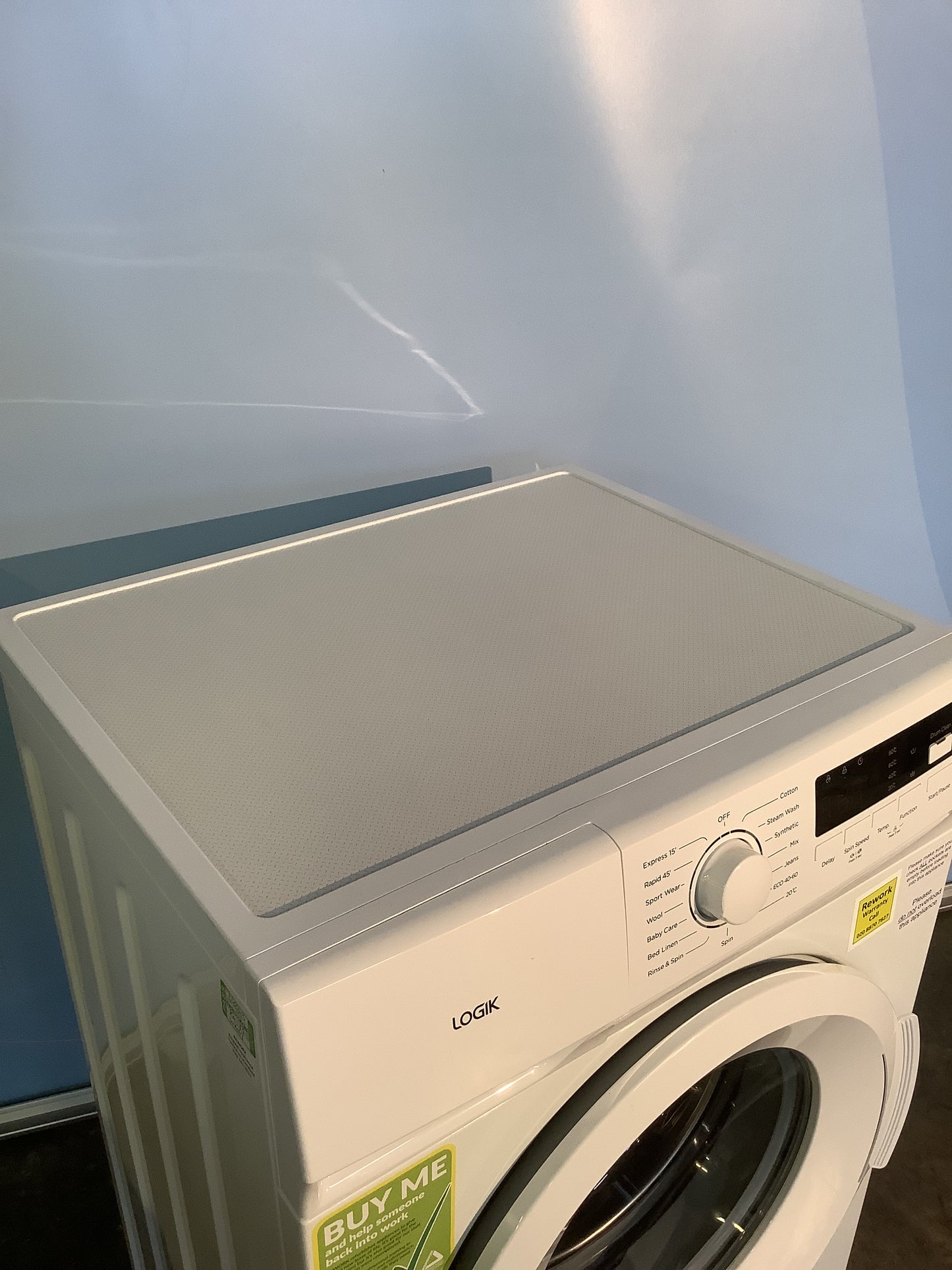 Logik 9kg Washing Machine L914WM23 L48843