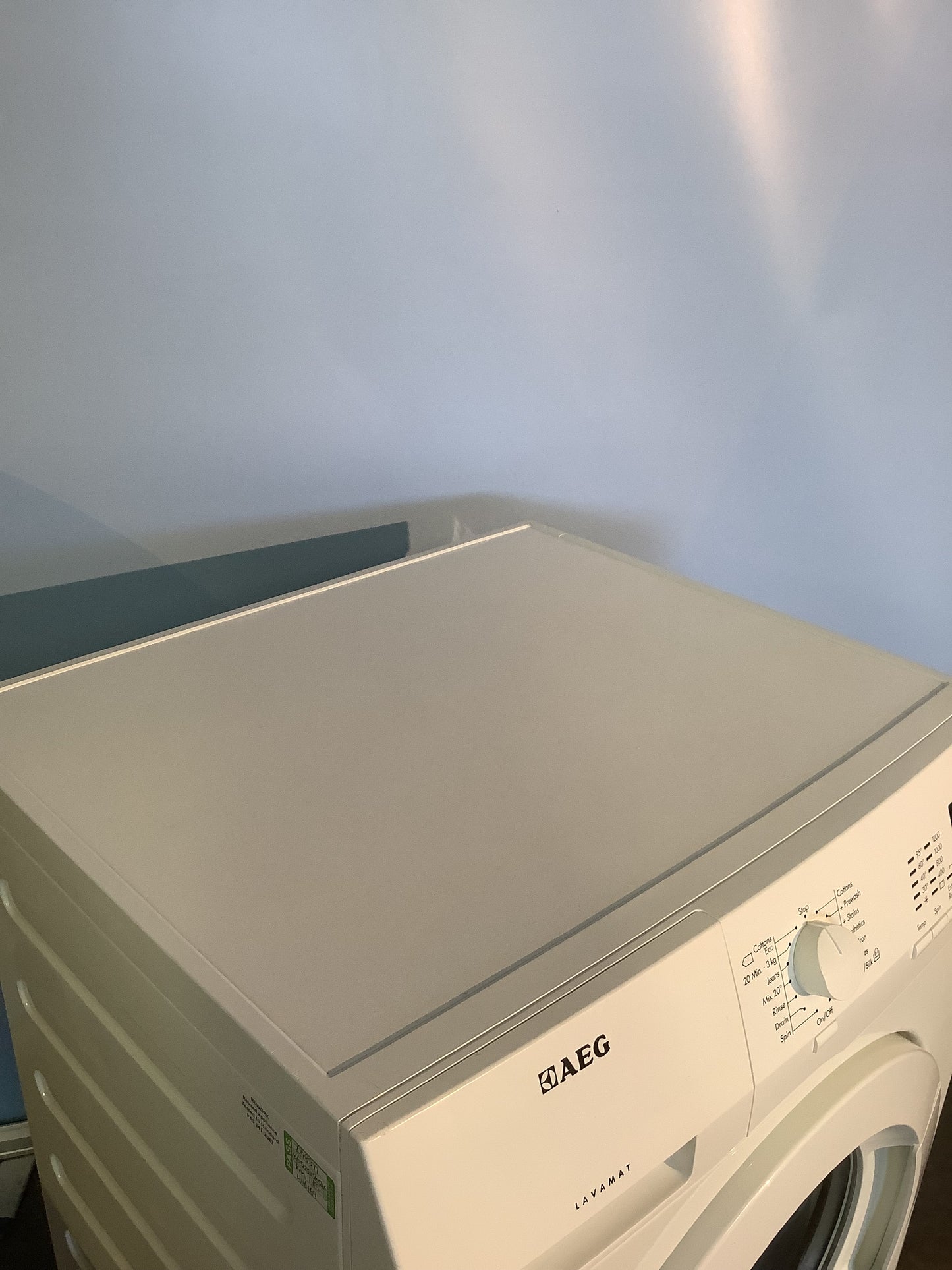 AEG 7kg Washing Machine L6227FL L48877