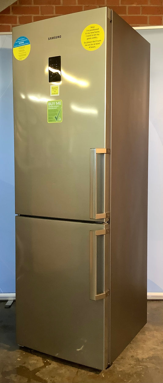 Samsung Fridge Freezer RB31FEJNDSA L48434