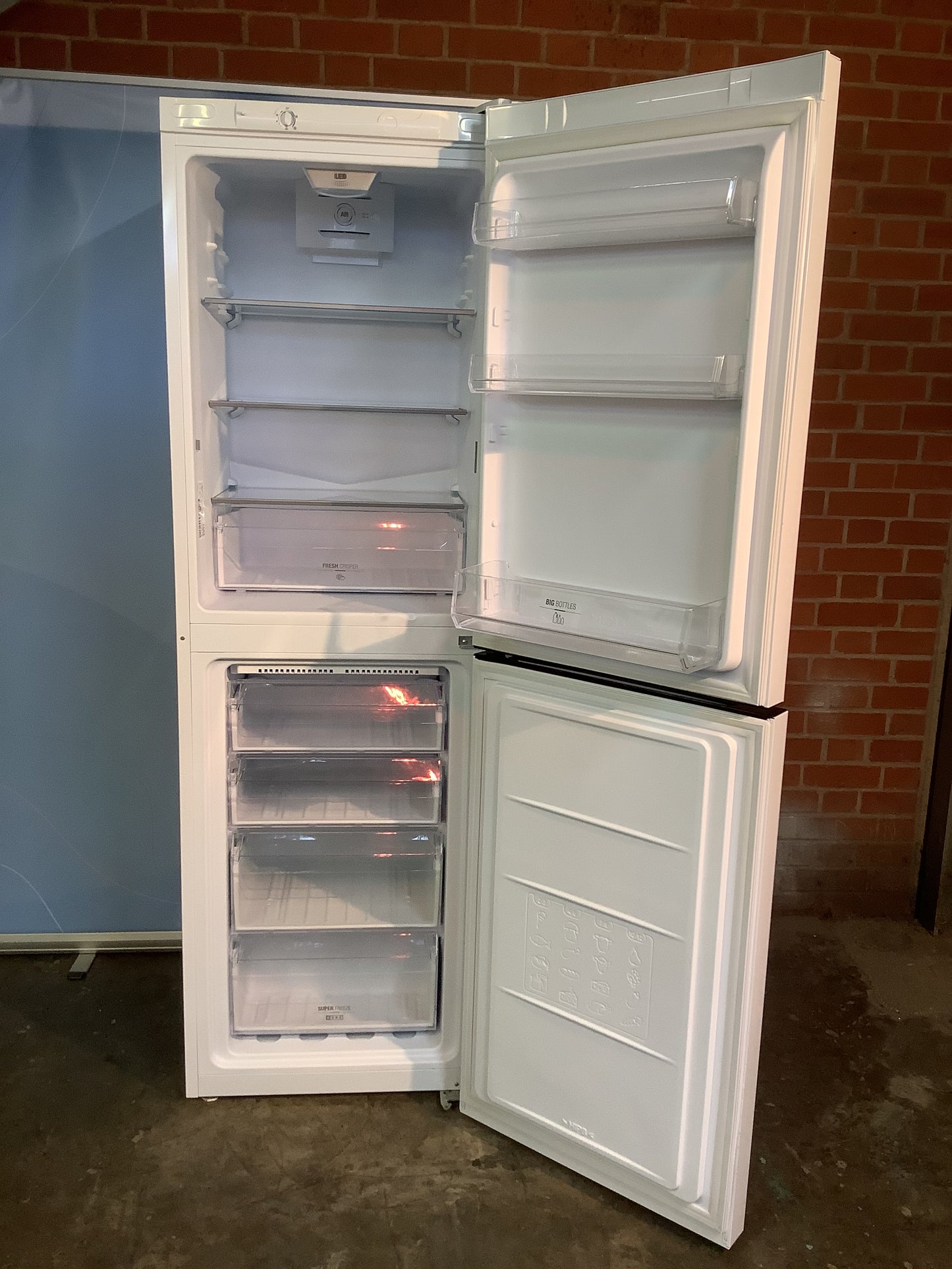 Hotpoint Fridge Freezer LC85F L47761