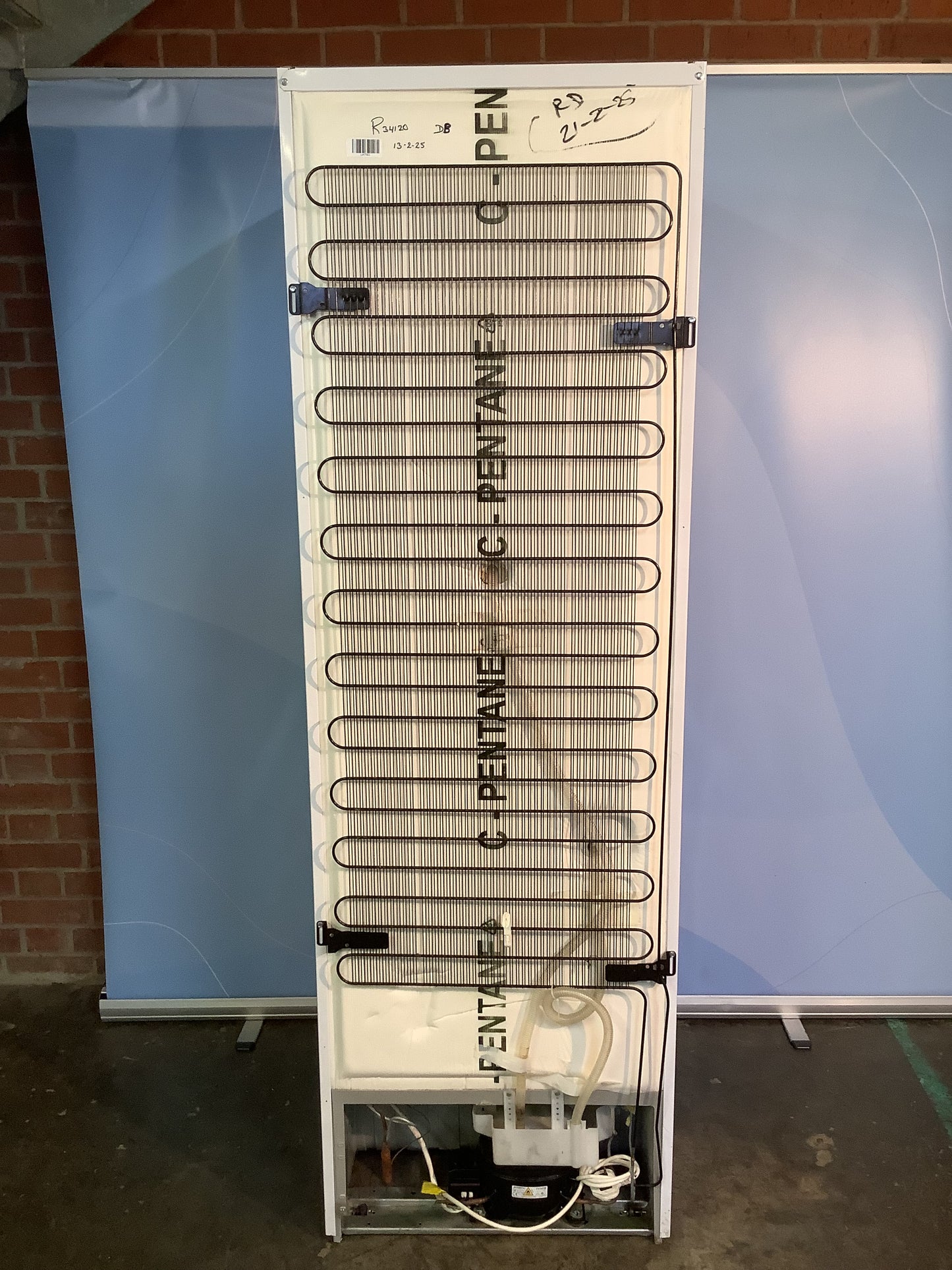 Hotpoint Fridge Freezer LC85F L47761