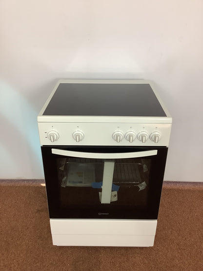Indesit Cooker I6V3KMW/UK L51918.