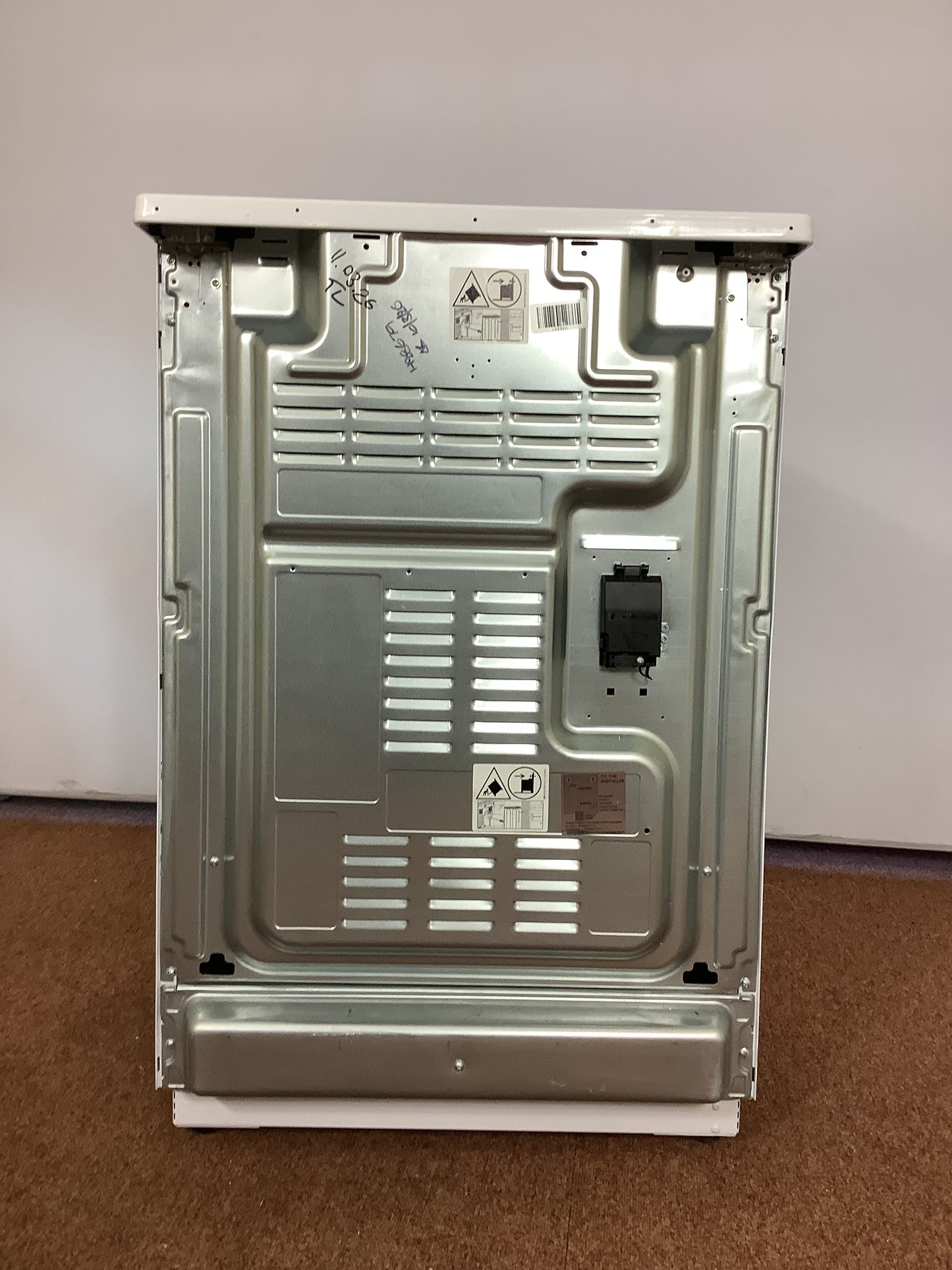 Indesit Cooker I6V3KMW/UK L51918.