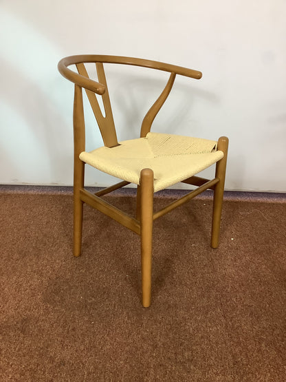 2 x Wishbone Dining Chairs F27298.