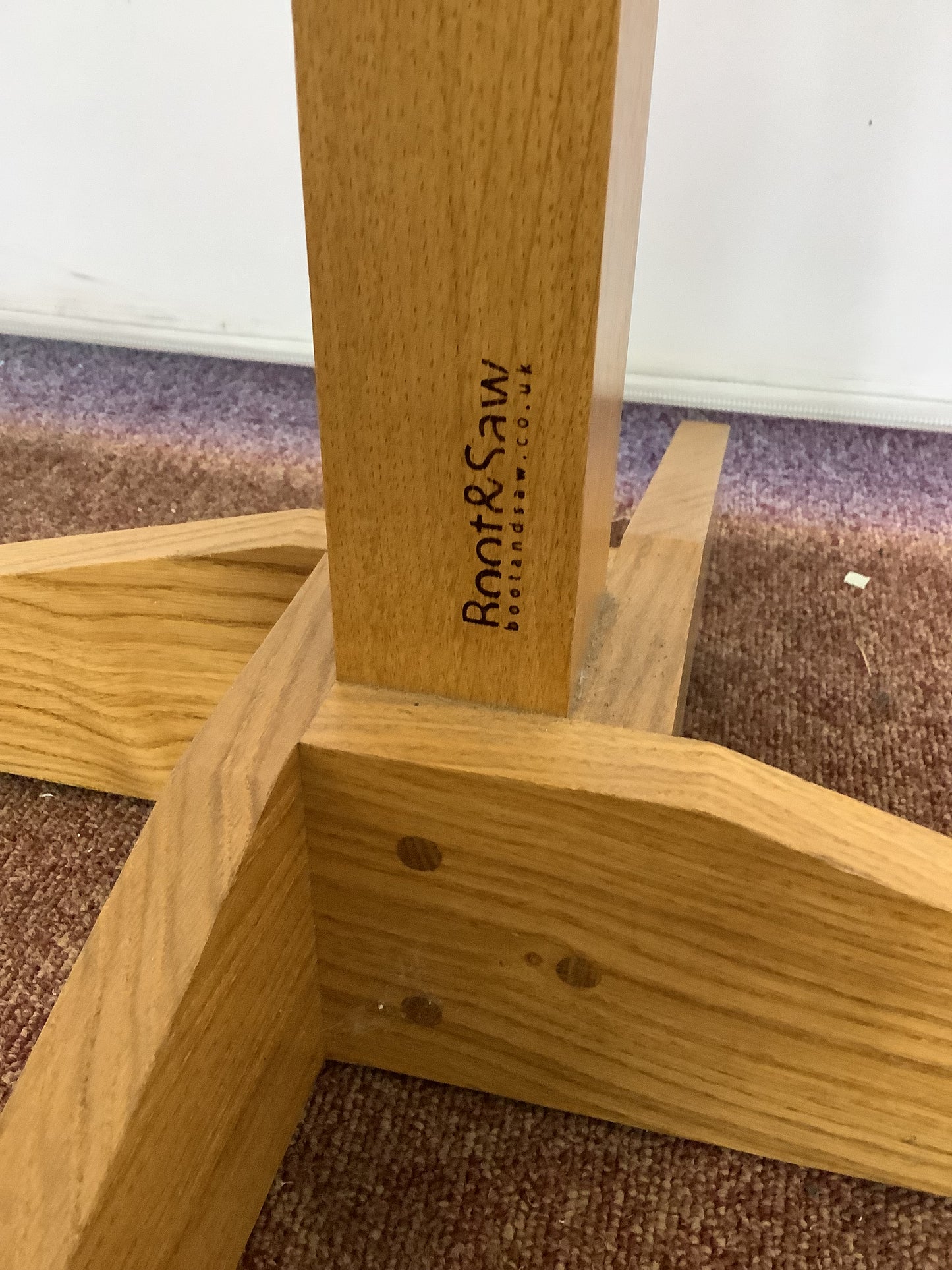 Boot & Saw 5 Prong Oak Coat Tree/Stand F27299