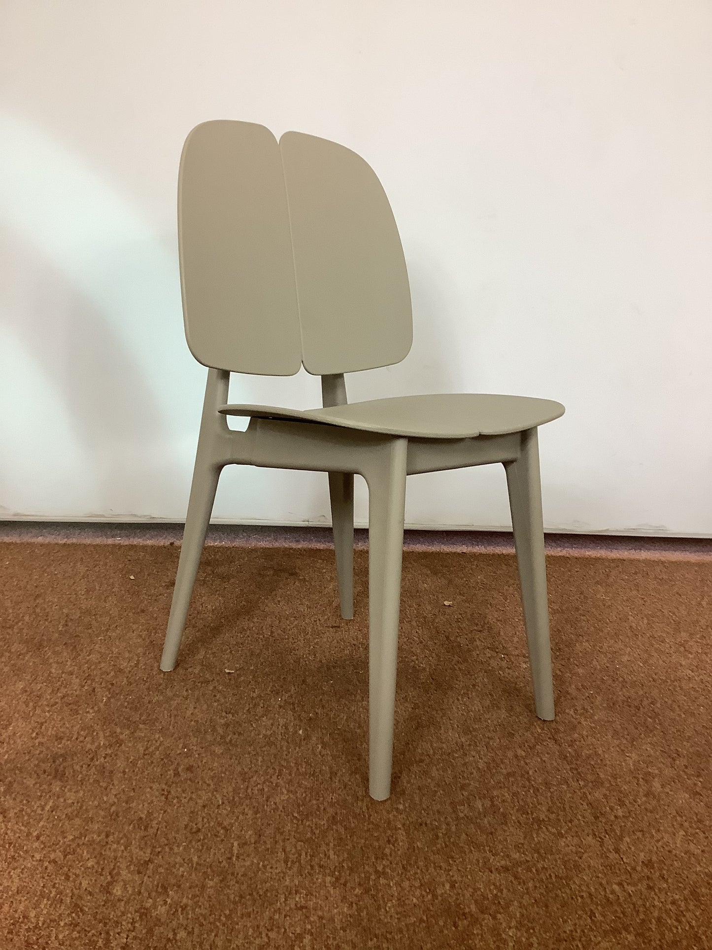 6 x Grey Scandinavian Shell Dining Chairs F27454