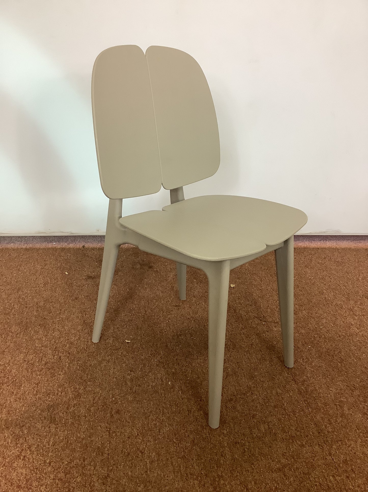 6 x Grey Scandinavian Shell Dining Chairs F27454