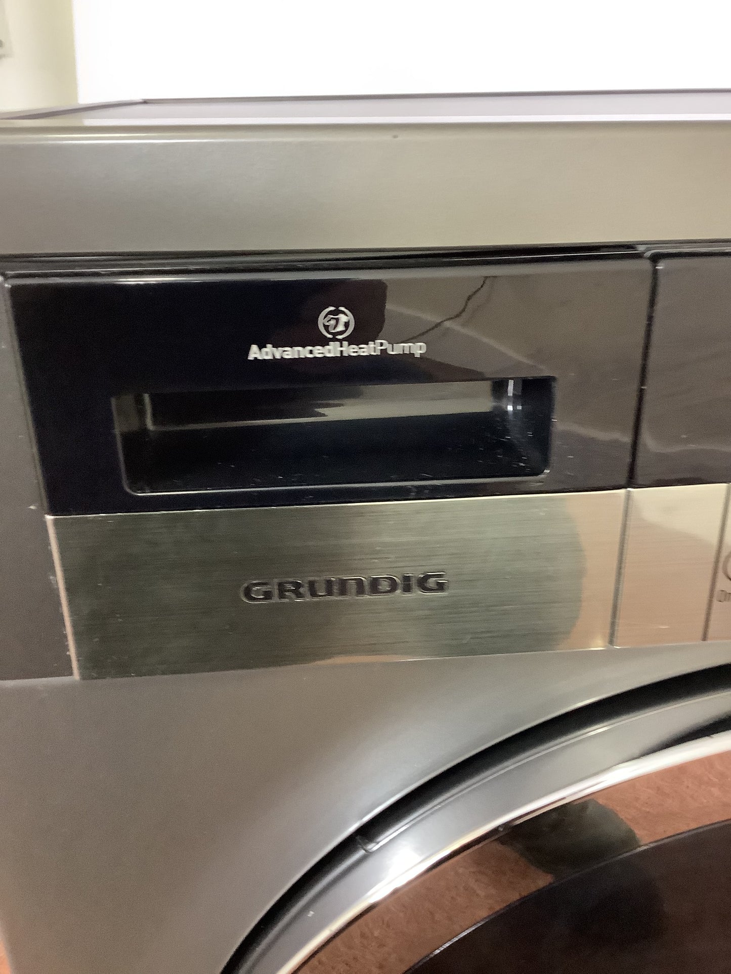 Grundig 8kg Tumble Dryer GTN38250MGCG L52338.