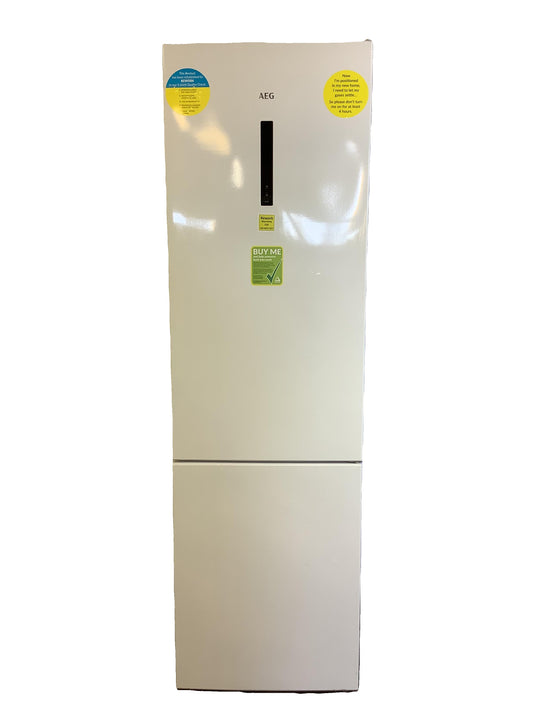 AEG Fridge Freezer RCB636E5MW L49403